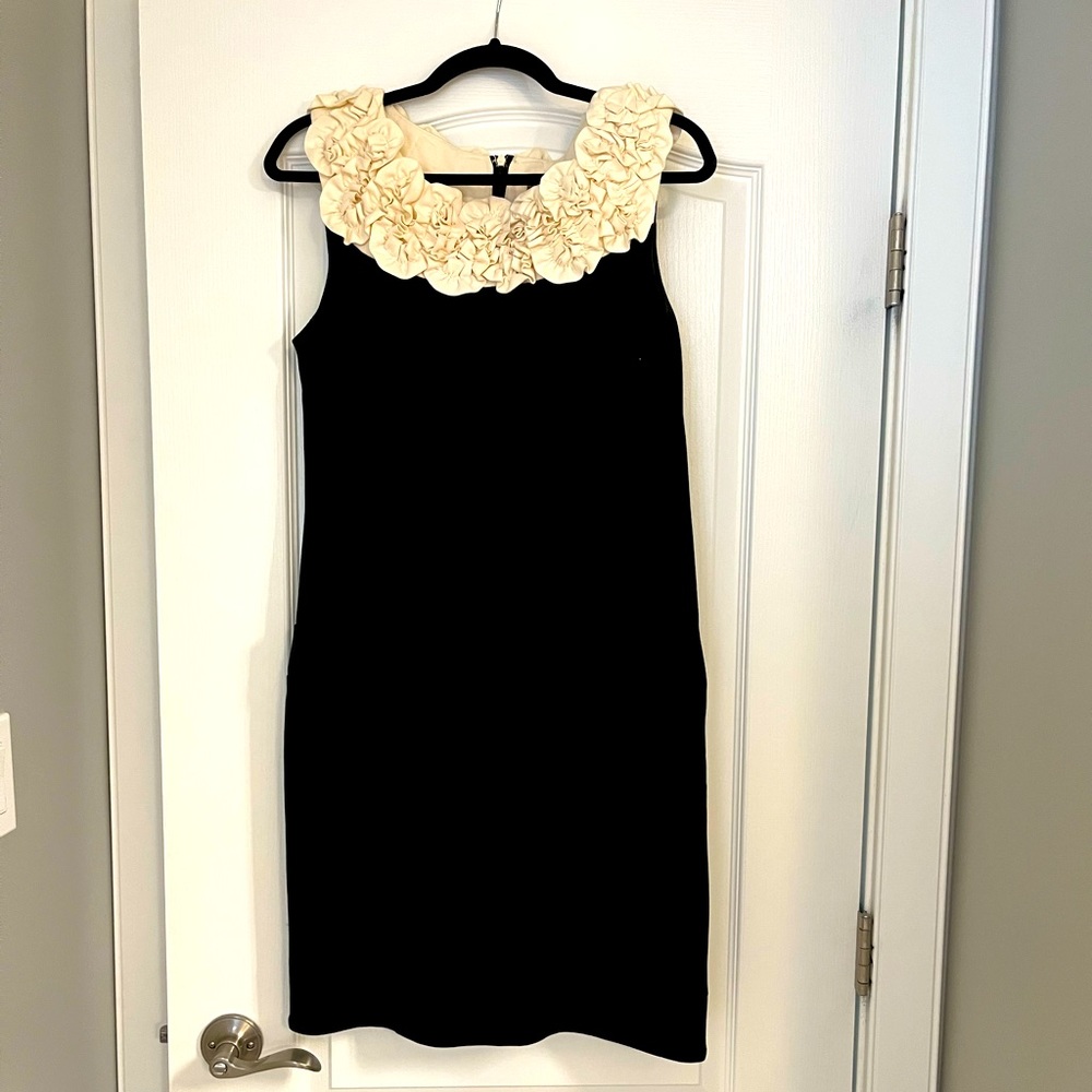 Adorable black dress with cream roses  size 12 dress!